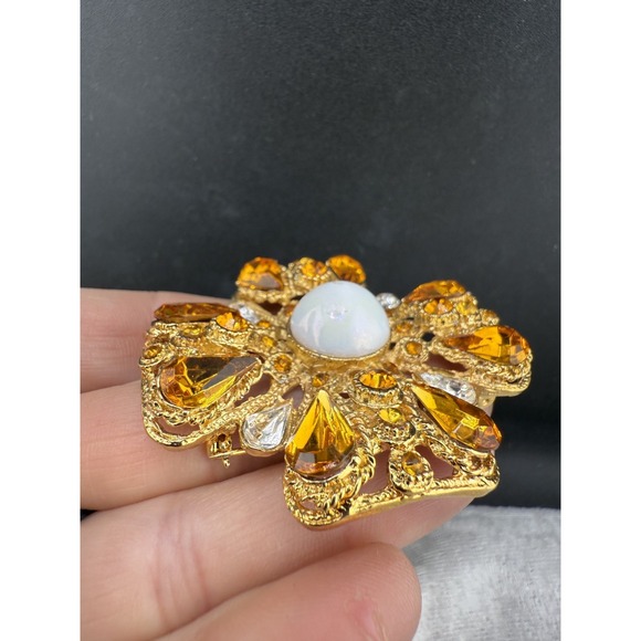 Vintage Brooch Flower Brown Rhinestone White Gold Tone - Picture 3 of 7